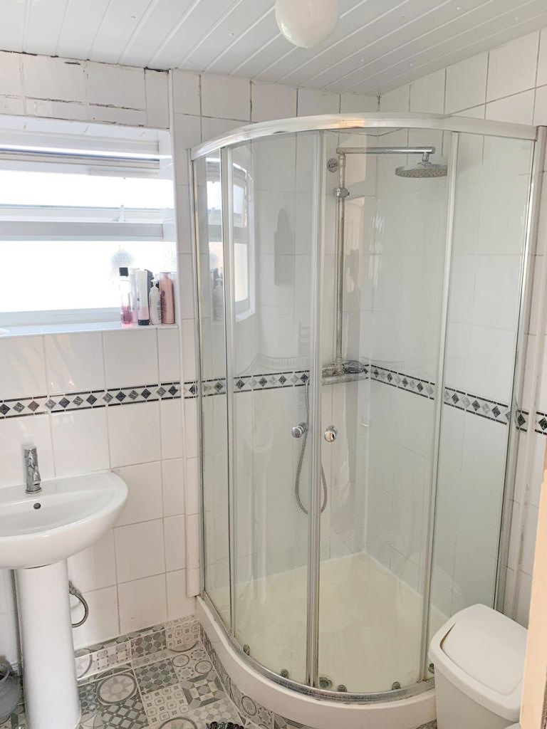 Double Room near Stratford 